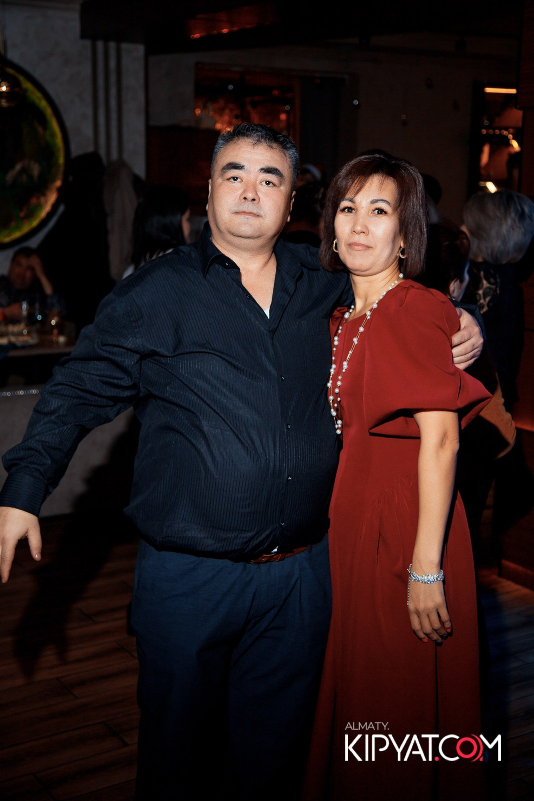 КАФЕ ЖАСМИН НА МОМЫШУЛЫ. КИПЯТКОМ АЛМАТЫ!