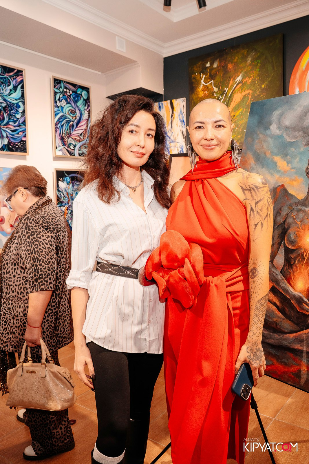 ОТКРЫТИЕ ХУДОЖЕСТВЕННОЙ ГАЛЕРЕИ ETNA ART LAB. КИПЯТКОМ АЛМАТЫ! Фотосъемка мероприятий в Алматы