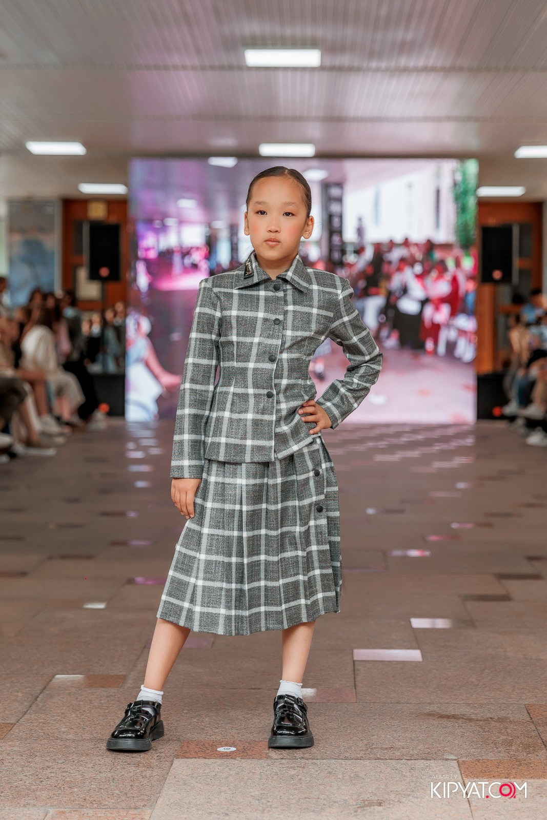 JUNIOR FASHION SHOW. КИПЯТКОМ АЛМАТЫ!