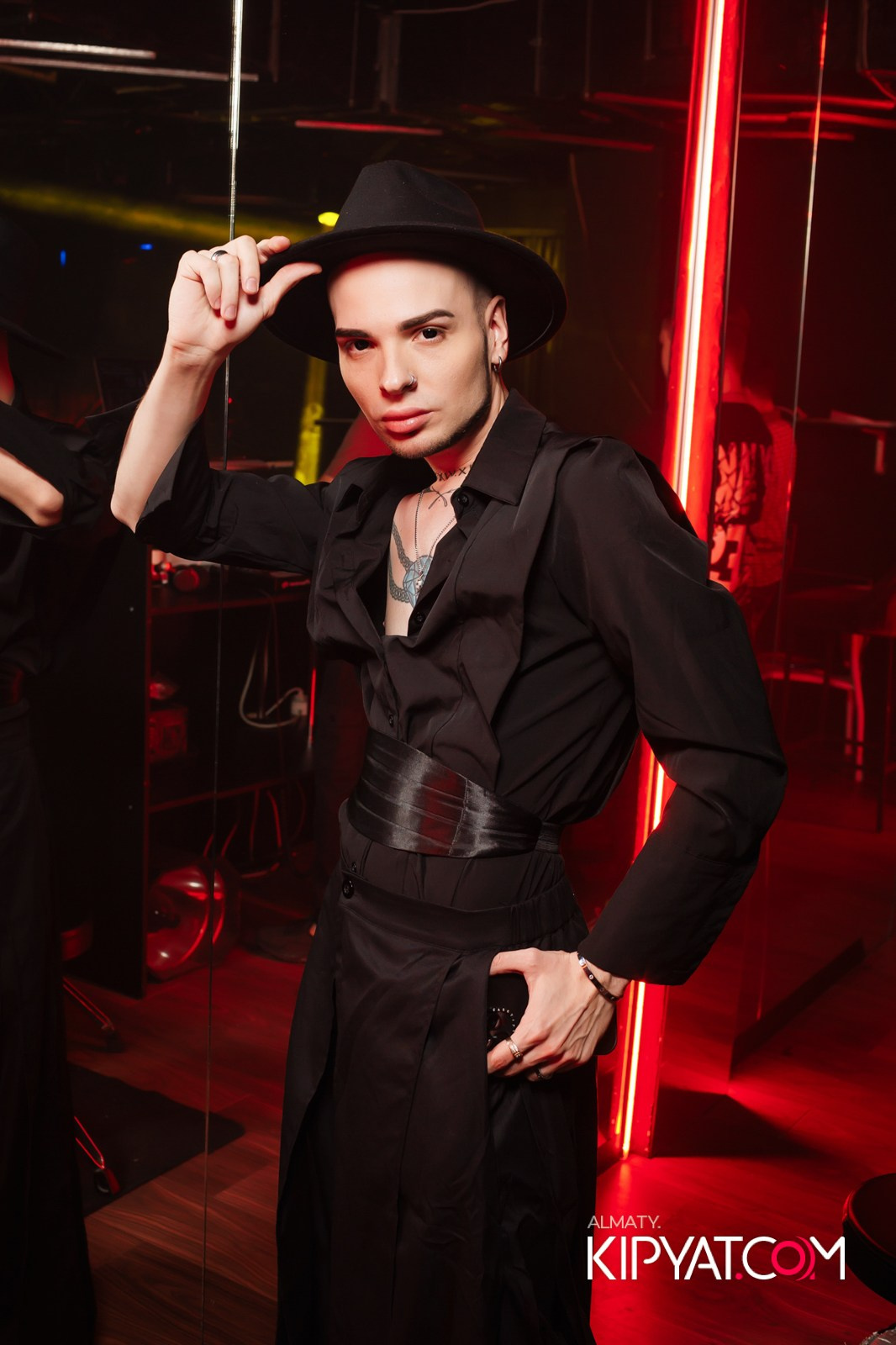 НОЧНОЙ КЛУБ ICON. КИПЯТКОМ АЛМАТЫ!