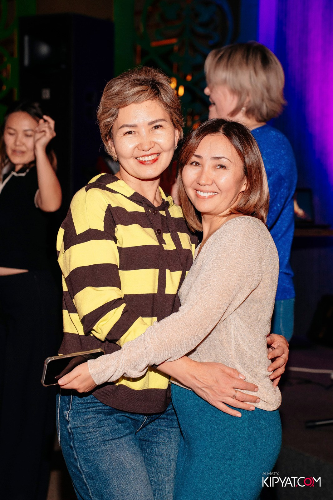 РЕСТОРАН ВЕСЕЛИДЗЕ НА АБАЯ. КИПЯТКОМ АЛМАТЫ!