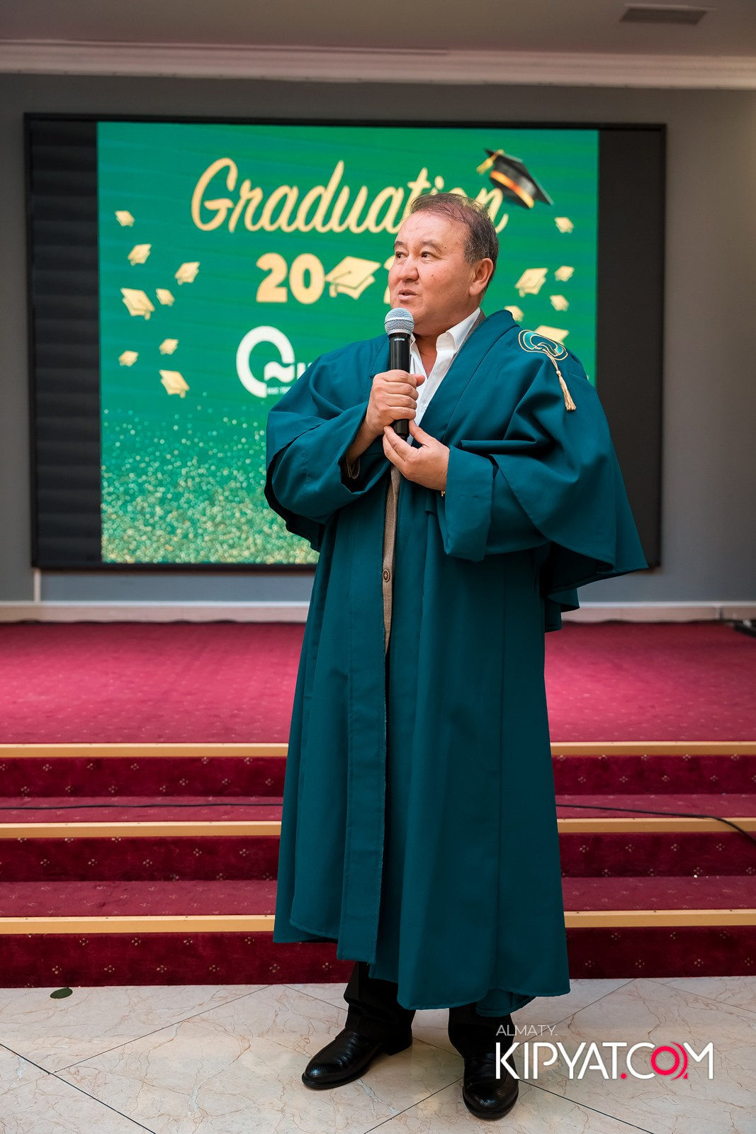 GRADUATION 2025 Q UNIVERSITY. КИПЯТКОМ АЛМАТЫ!