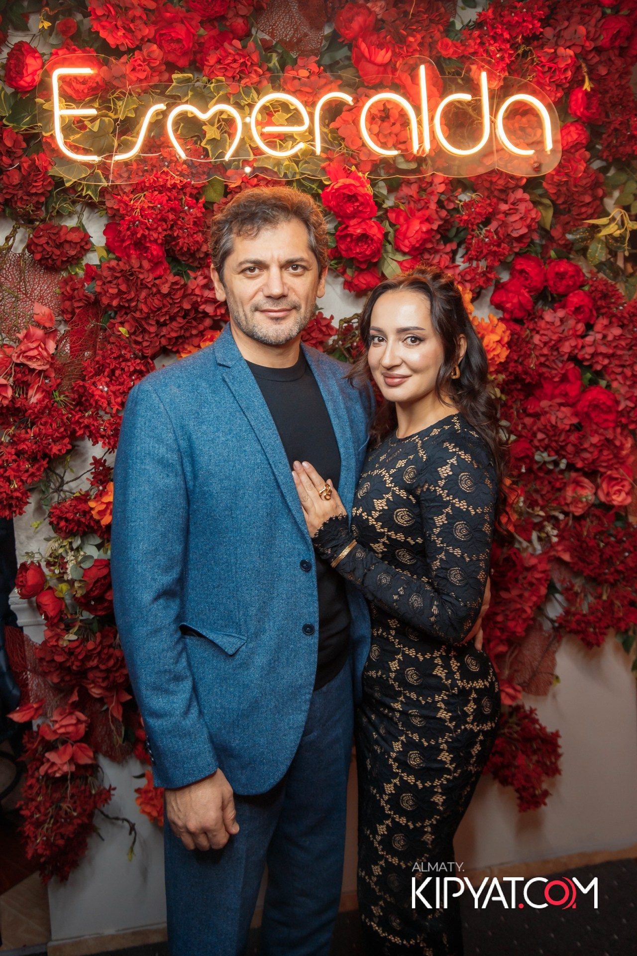 ДЕНЬ РОЖДЕНИЯ КАФЕ ЭСМИРАЛЬДА. КИПЯТКОМ АЛМАТЫ!