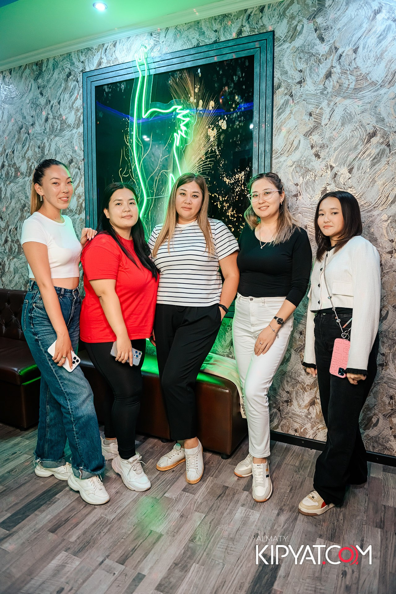 Рояль Cosmo. КИПЯТКОМ АЛМАТЫ!