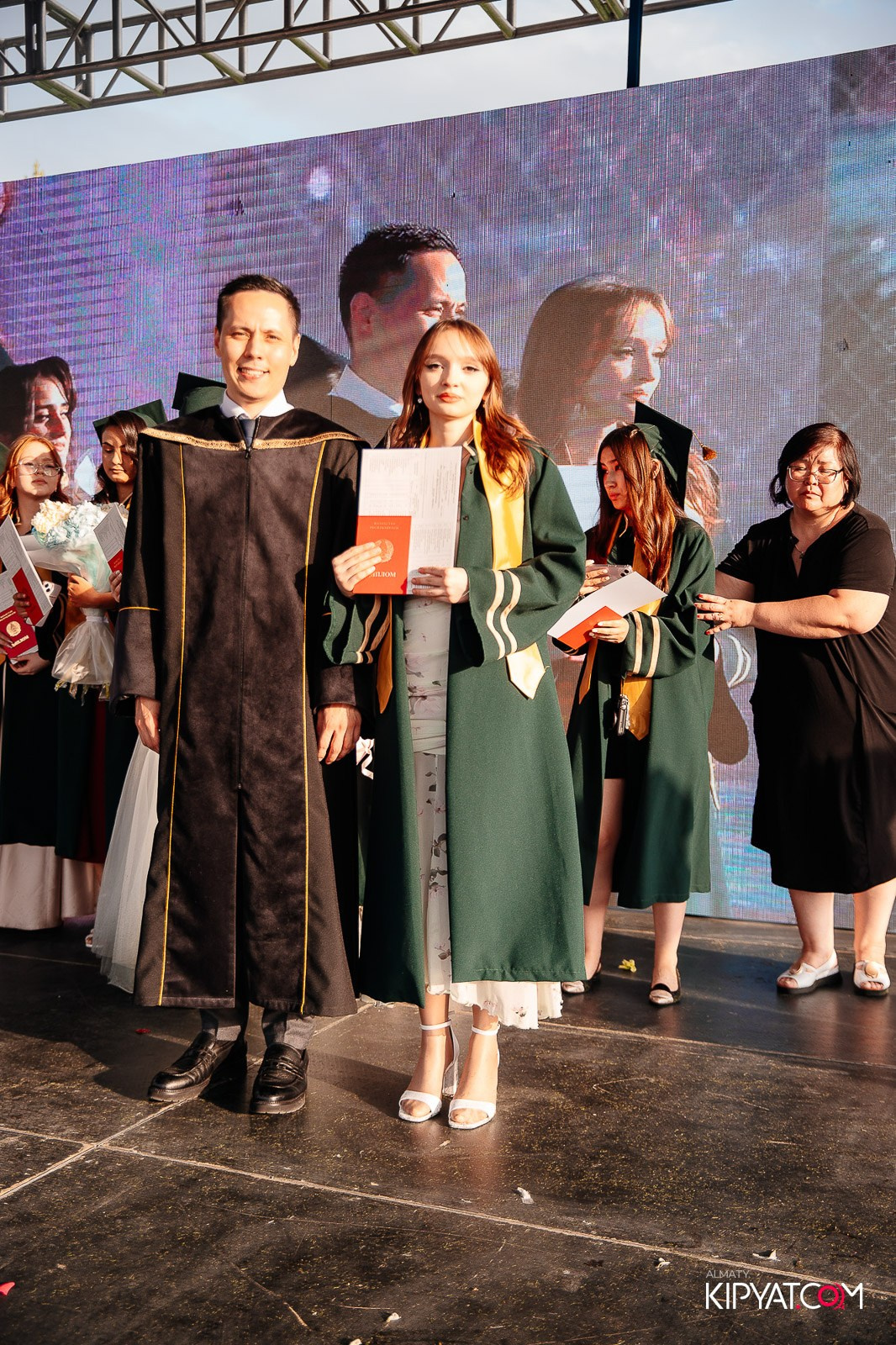 ВРУЧЕНИЕ ДИПЛОМОВ — НАРХОЗ КОЛЛЕДЖ. Part 3. КИПЯТКОМ АЛМАТЫ!
