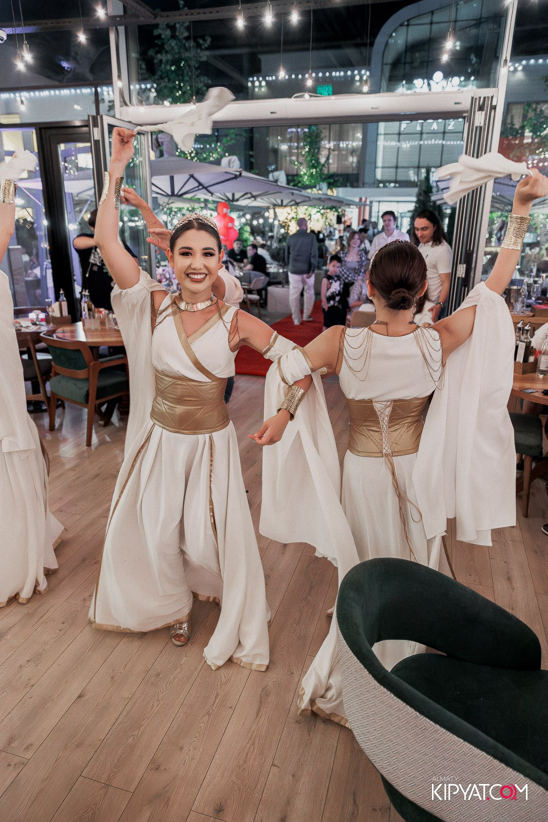 ОФИЦИАЛЬНОЕ ОТКРЫТИЕ РЕСТОРАНА BIG CHEFS. КИПЯТКОМ АЛМАТЫ!