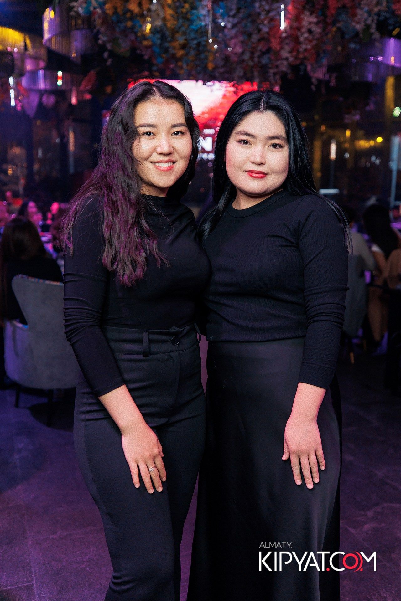 FRIENDS BAR & TERRACE. КИПЯТКОМ АЛМАТЫ! Фотосъемка мероприятий в Алматы