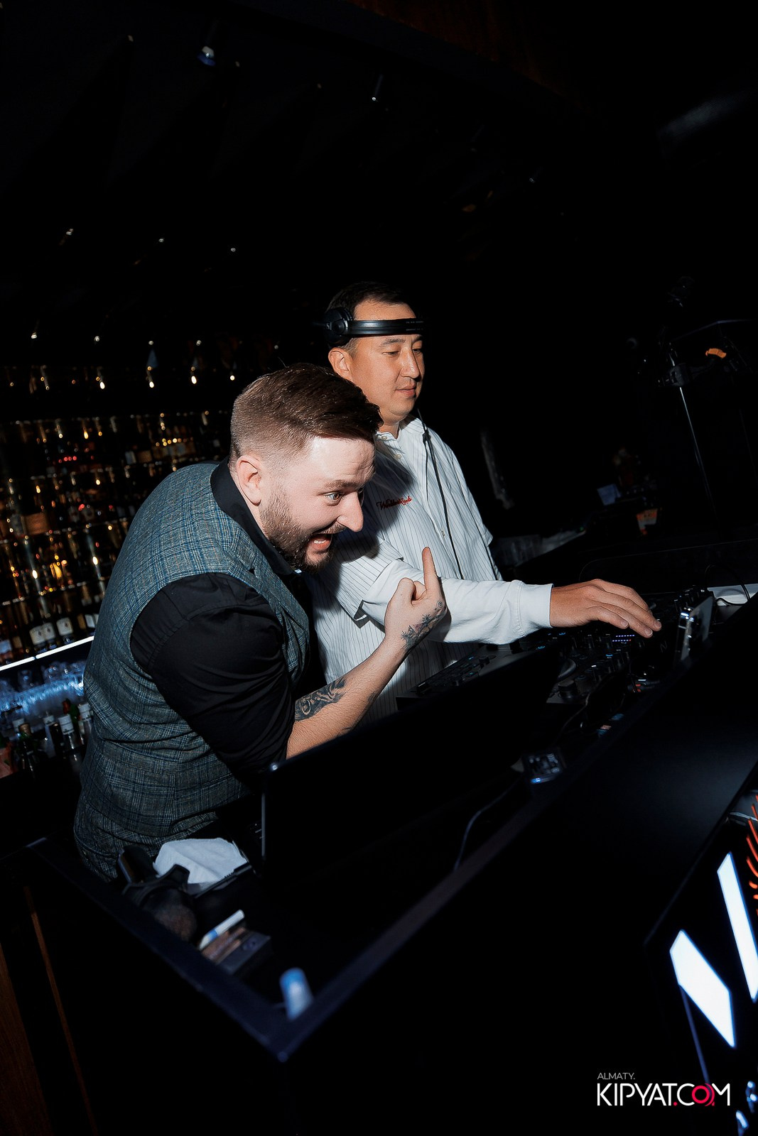 MOOD KARAOKE BAR & TERRACE. КИПЯТКОМ АЛМАТЫ! Фотосъемка мероприятий в Алматы