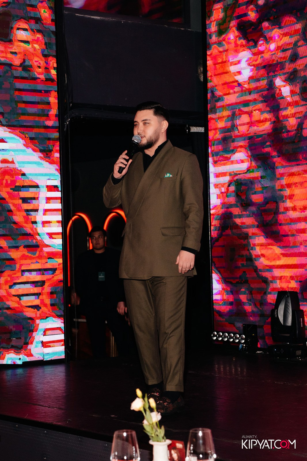 QUEEN. КИПЯТКОМ АЛМАТЫ!