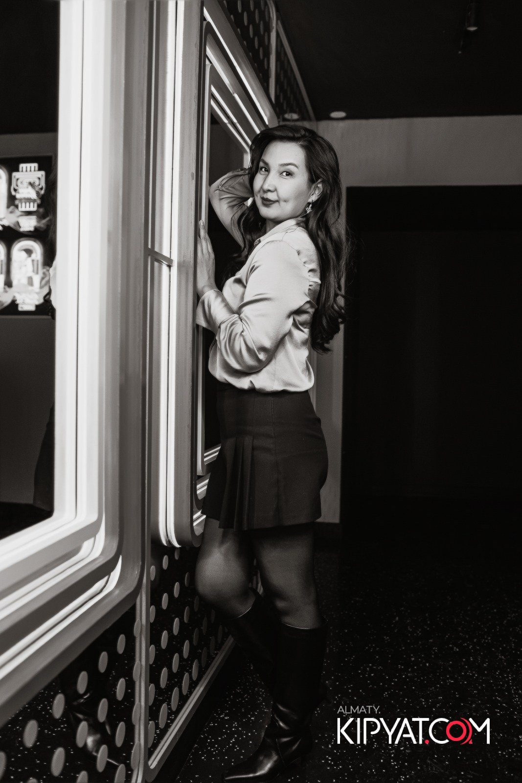 SANTA BARBARA — ПИТ ДЖЕЙСОН (ГР. ПРЕМЬЕР-МИНИСТР) И ИЛЬЯ ЗУДИН (ГР. ДИНАМИТ) НА ПРЕДНОВОГОДНЕЙ ВЕЧЕРИНКЕ. КИПЯТКОМ АЛМАТЫ!