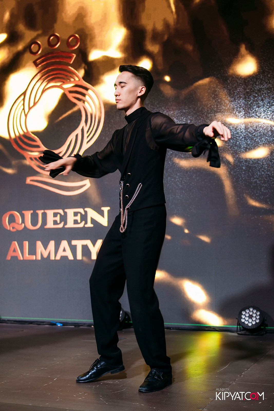 QUEEN. КИПЯТКОМ АЛМАТЫ!