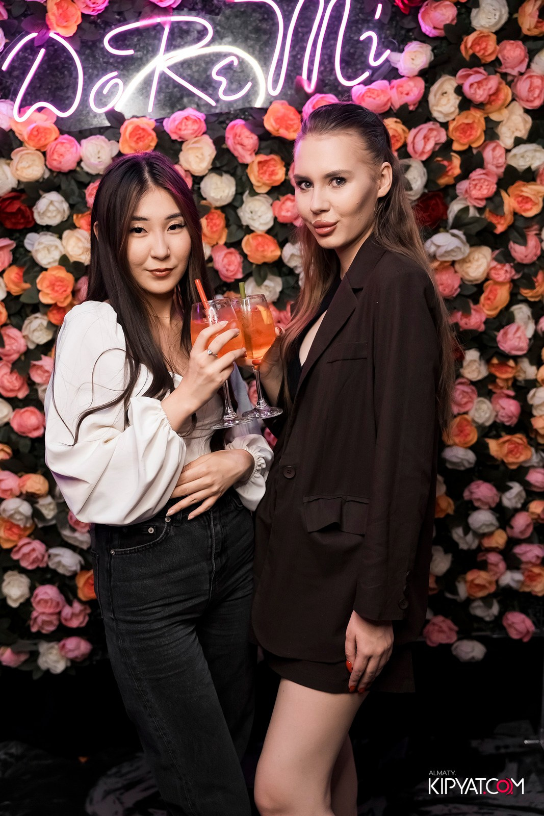 КАРАОКЕ DO RE MI. КИПЯТКОМ АЛМАТЫ!