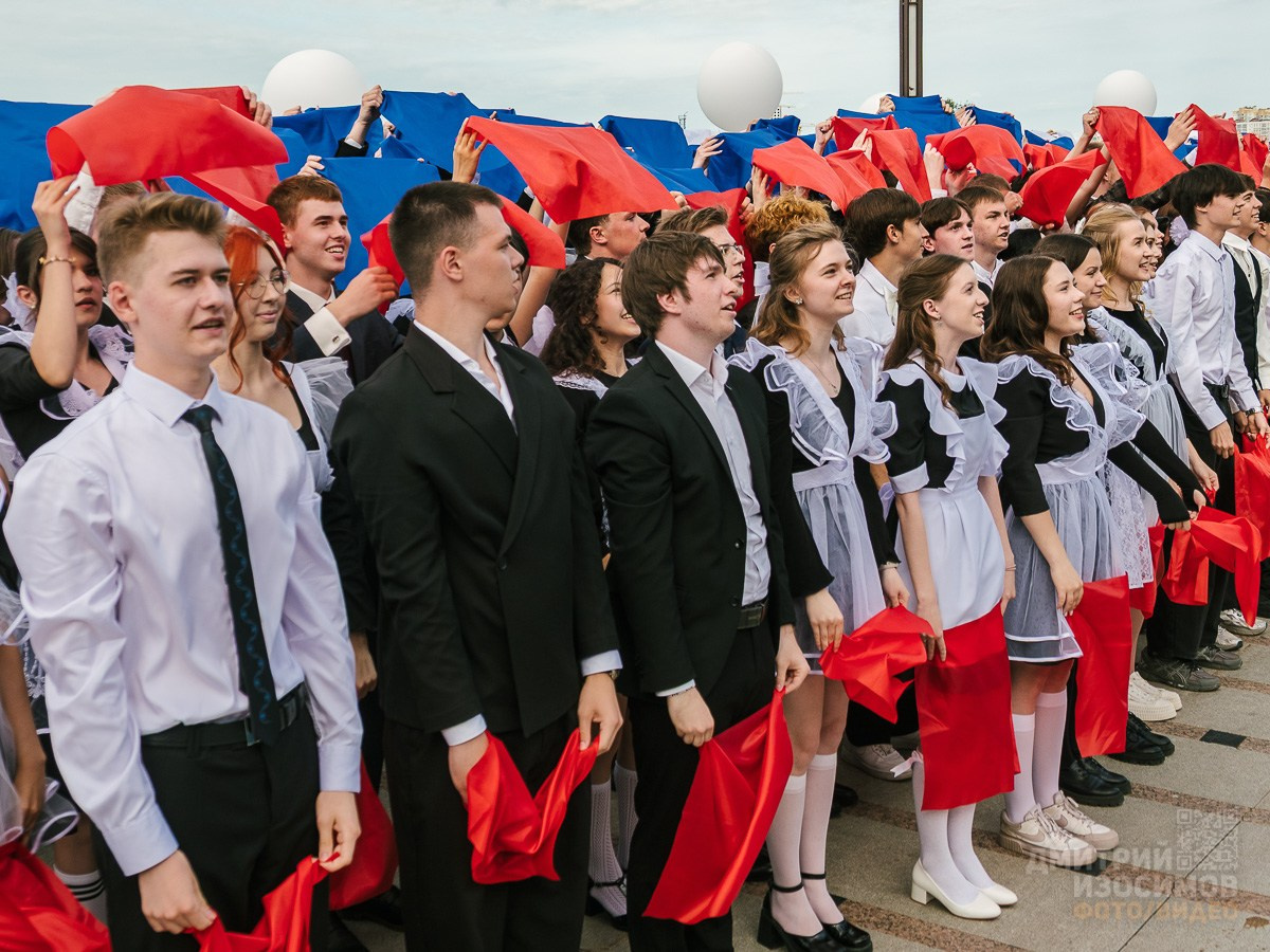 Школьный вальс выпускников