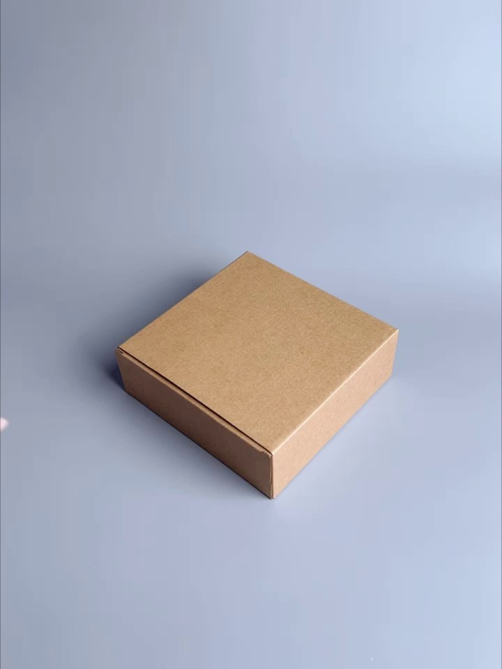 Видео предметные (1). KED Production — продакшн из СПб. Создаём фото, видео и контент, который помогает брендам и селлерам продавать больше