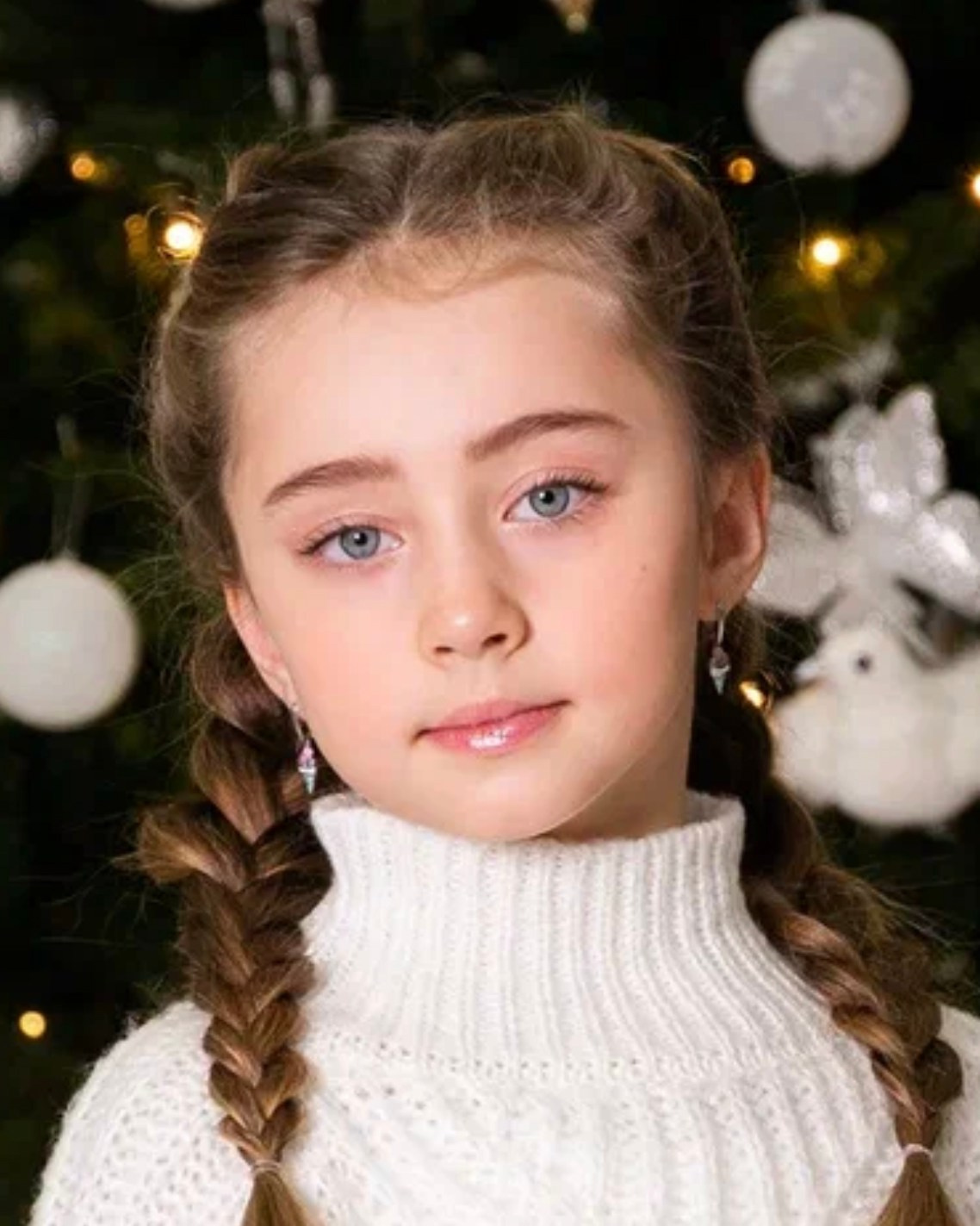 Антонович Мария. Model base