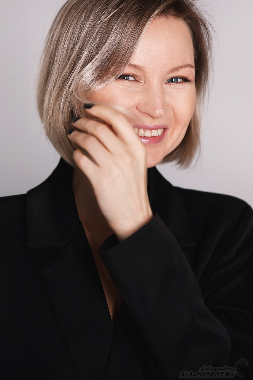 Бизнес портрет. Профессиональный фотограф в Брянске Аля Подольная. Свадебный, семейный, портретный фотограф. Выпускные альбомы. Опыт более 10 лет. АЛЯМОМЕНТ