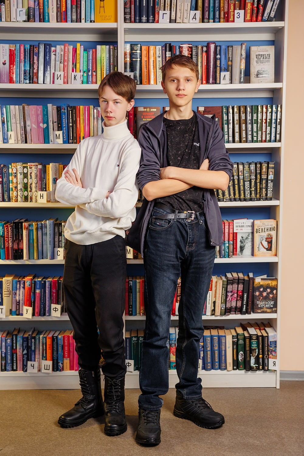 Выпускные альбомы 9 класса Боготол. СИГМА | Студия выпускных альбомов Красноярск