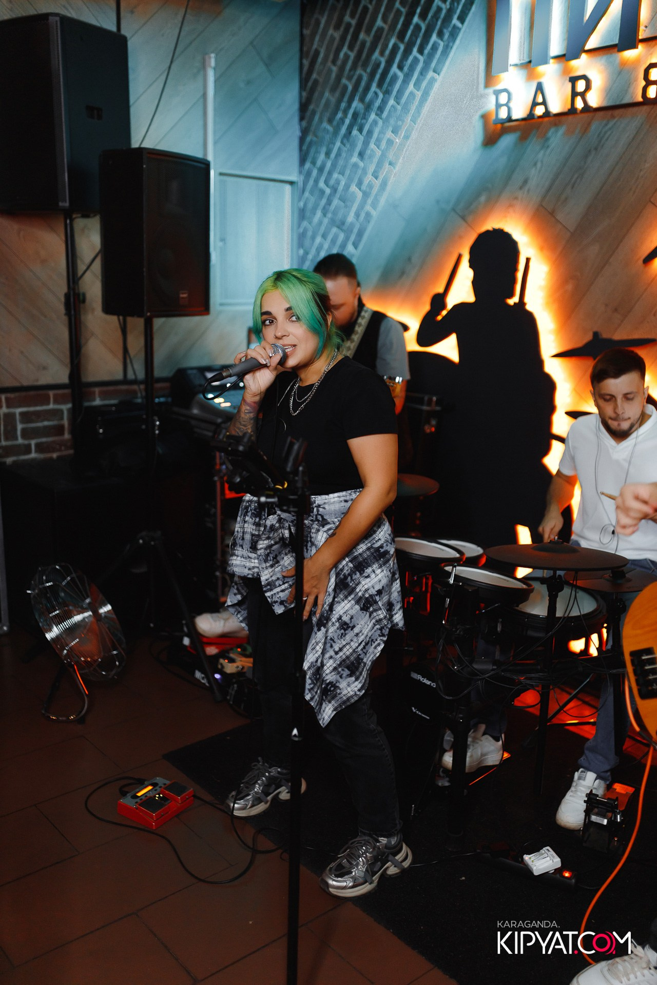 Пинта Bar & Grill. ТД «ЦУМ». Кипятком Караганда