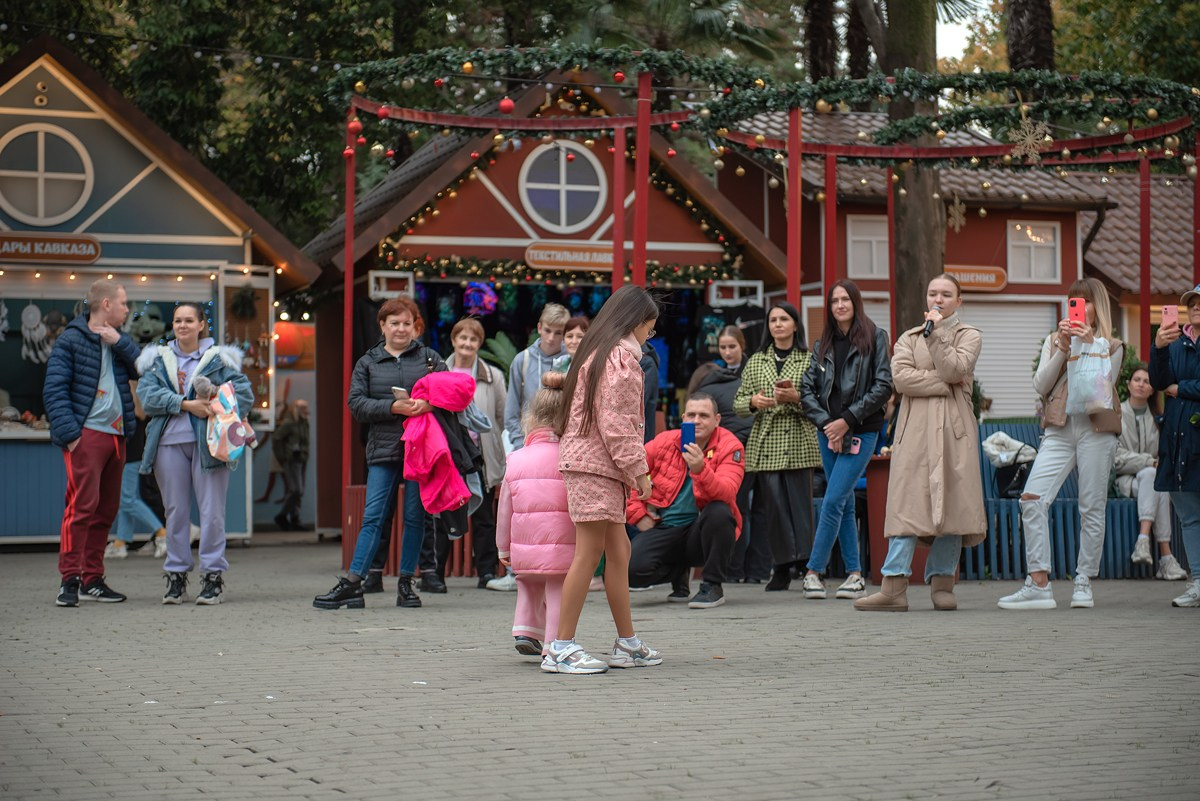 Парк Ривьера дефиле HAPPYkids. Семейный и коммерческий фотограф в Сочи Александр Бодунов