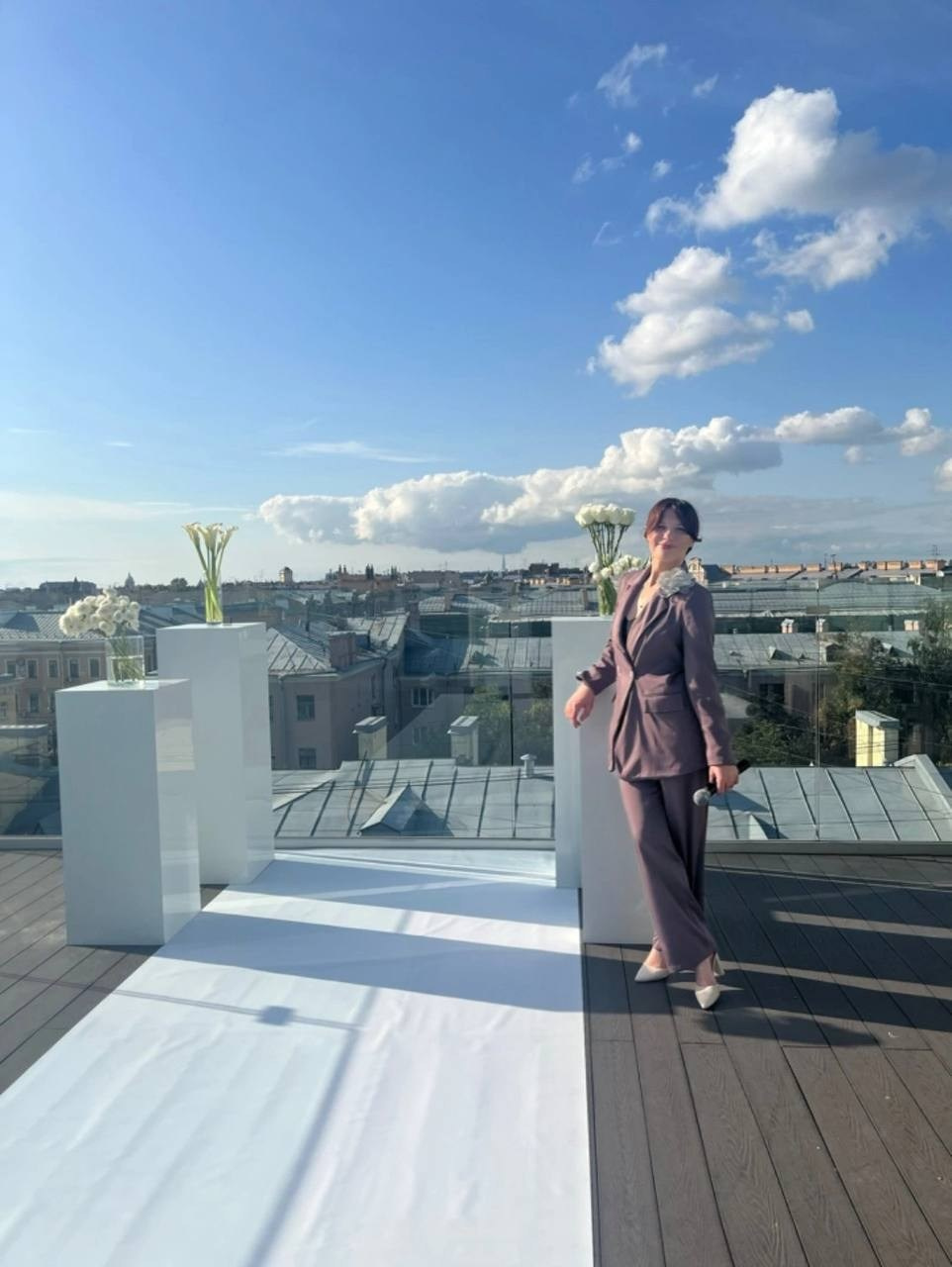 Как должен выглядеть ведущий на мероприятии. Ведущая СПБ Надежда Кожина