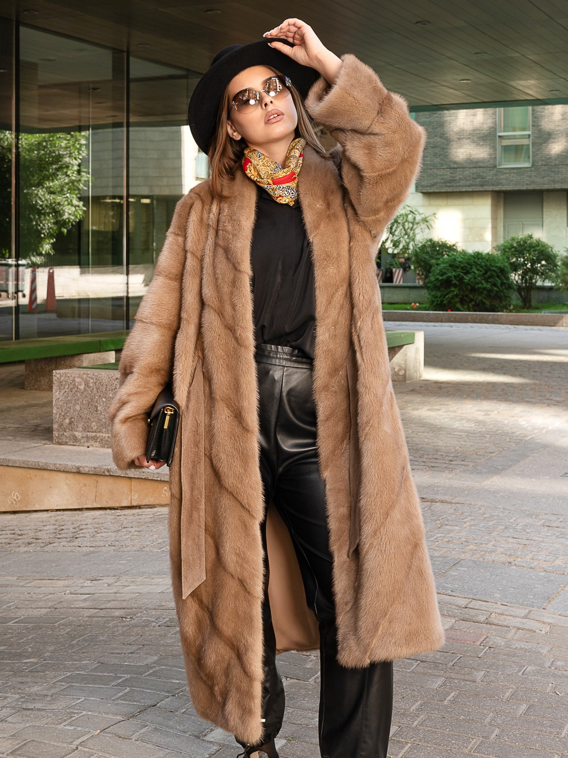 FIOMIO aw'24 street. Дарья Володина — арт и fashion фотограф в Москве | рекламные и ювелирные съемки