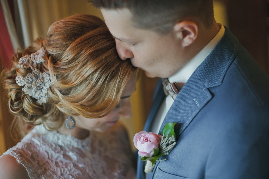 Свадебная прогулка по Санкт-Петербургу. Фотограф крещение венчание в Петербурге! Помогает подобрать храм и посоветовал душевного батюшку в СПб