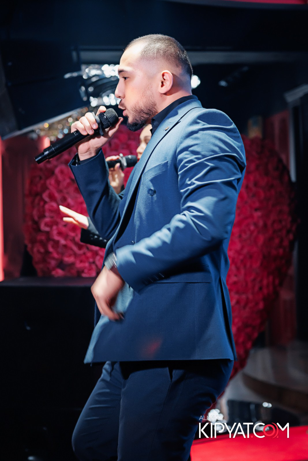 ЗАЯ, НА БИС. КИПЯТКОМ АЛМАТЫ!