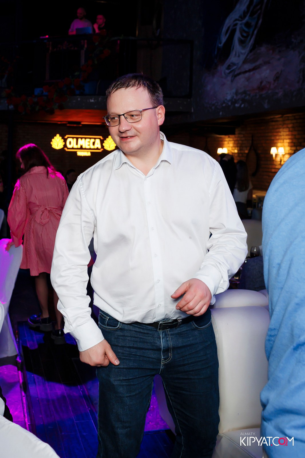 МУЗЫКАЛЬНОЕ ЛОТО В HIT RETRO. КИПЯТКОМ АЛМАТЫ! Фотосъемка мероприятий в Алматы