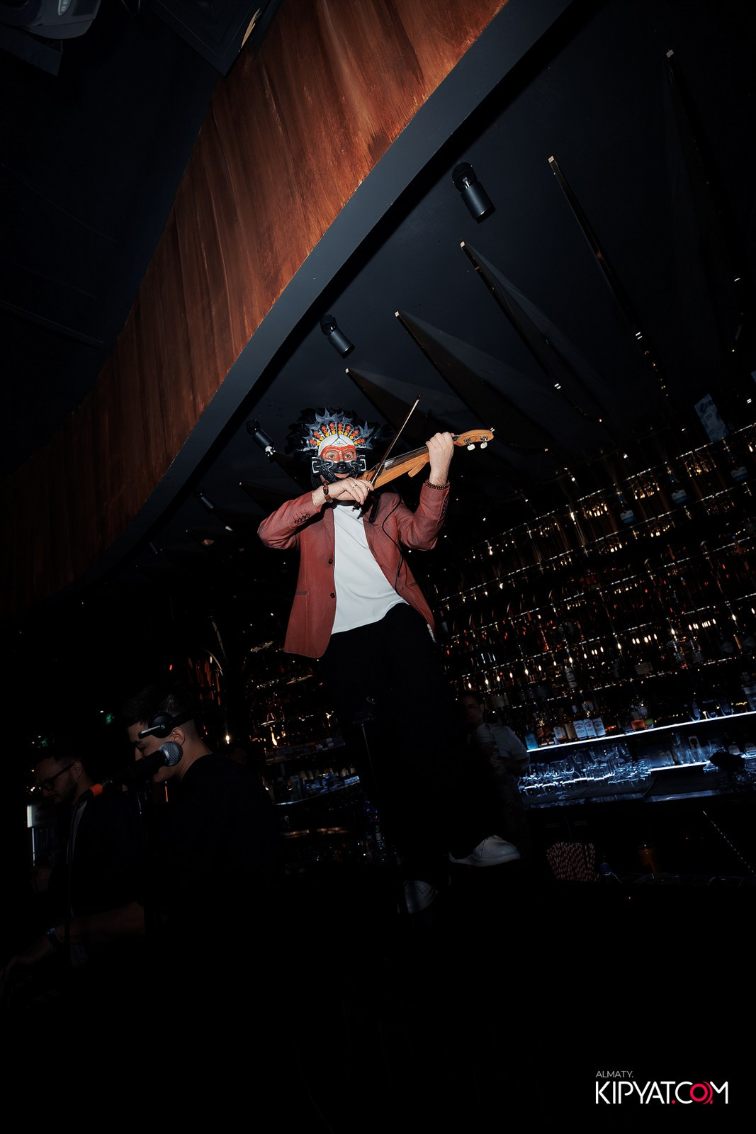 MOOD KARAOKE BAR & TERRACE. КИПЯТКОМ АЛМАТЫ!