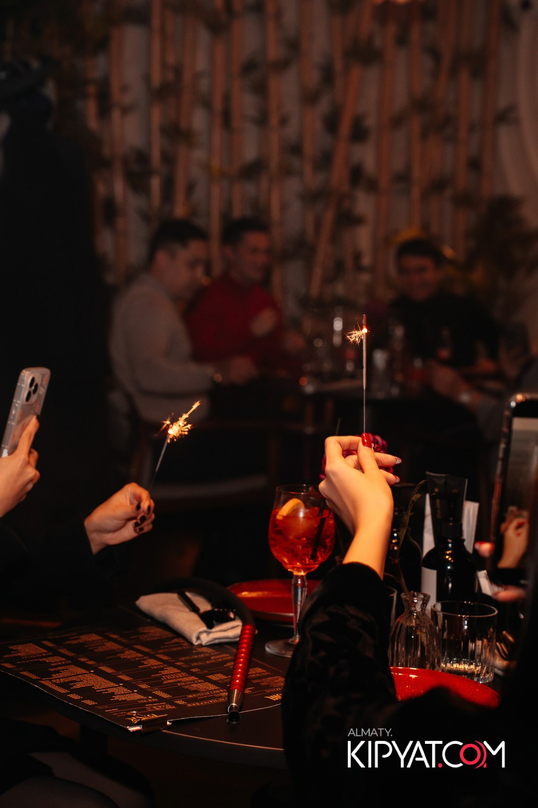 РЕСТОРАН CHINA. КИПЯТКОМ АЛМАТЫ!