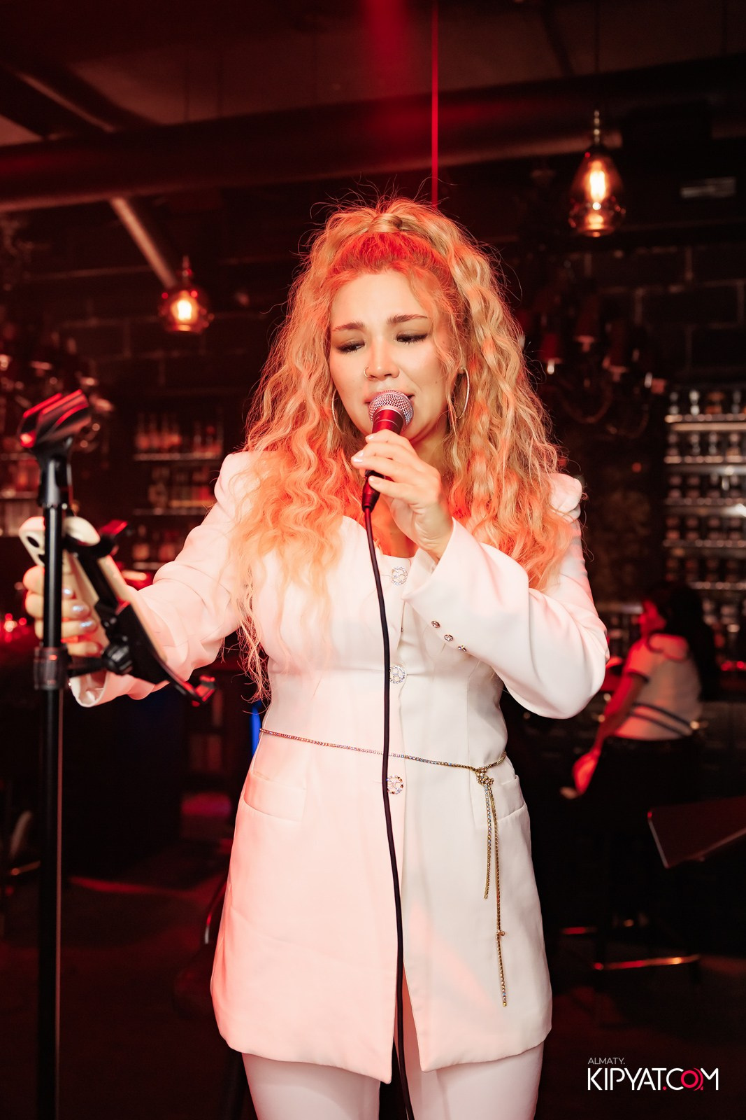 TANGIERS LOUNGE НА САТПАЕВА. КИПЯТКОМ АЛМАТЫ!