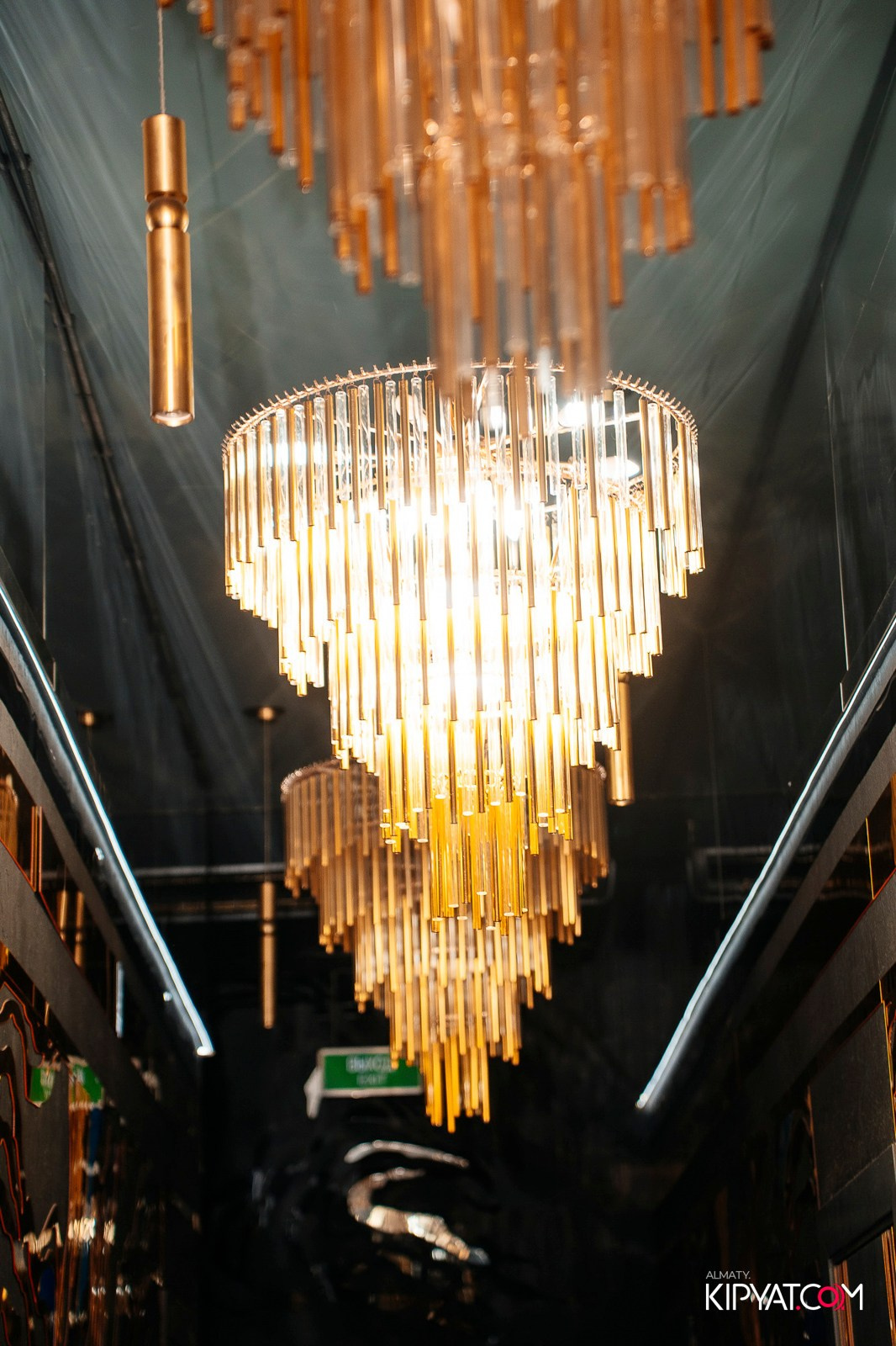 MOOD KARAOKE & TERRACE. КИПЯТКОМ АЛМАТЫ!