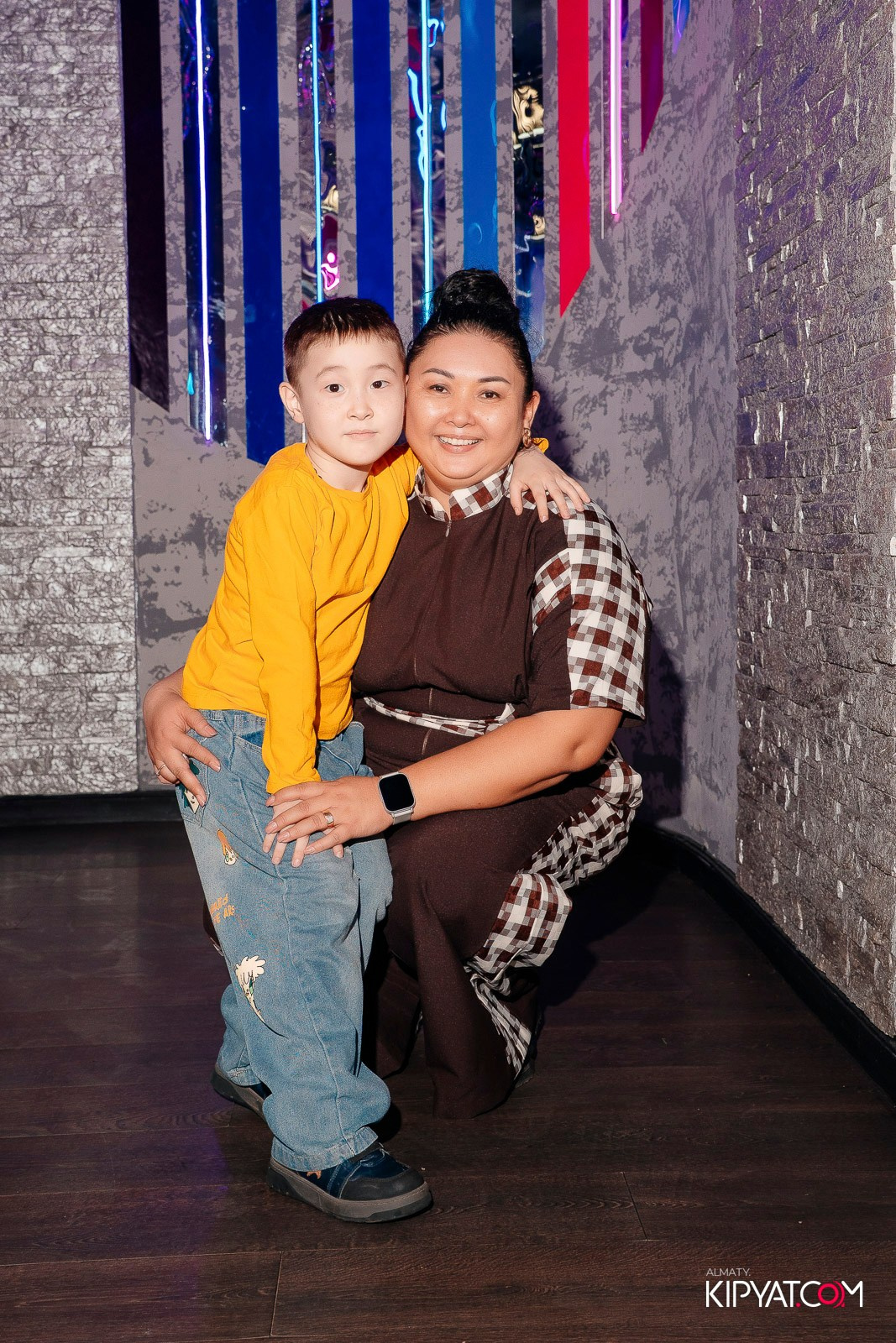 УХО И МЕДВЕДЬ НА ГАГАРИНА. КИПЯТКОМ АЛМАТЫ! Фотосъемка мероприятий в Алматы