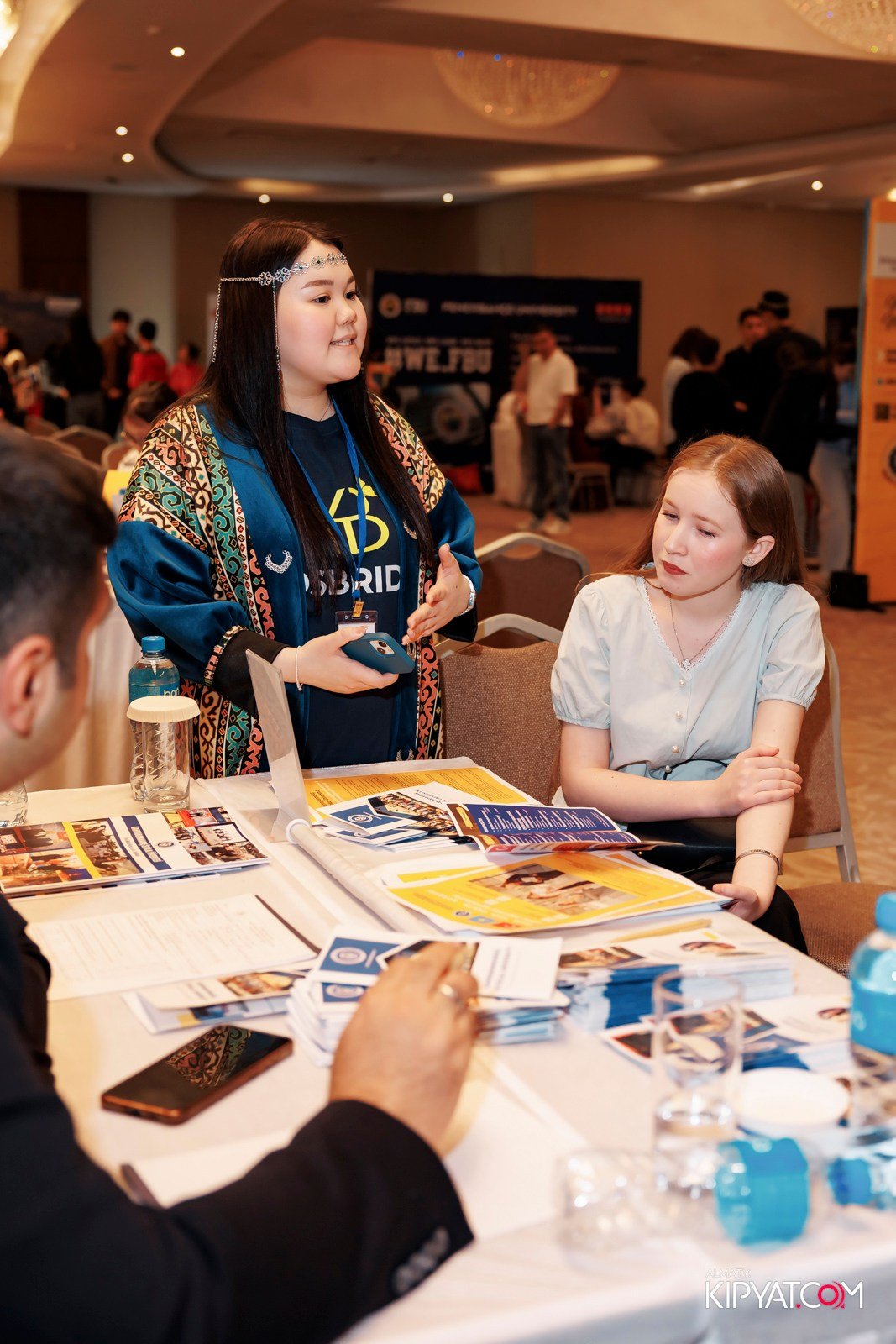 ВЫСТАВКА ТУРЕЦКИХ УНИВЕРСИТЕТОВ. КИПЯТКОМ АЛМАТЫ! Фотосъемка мероприятий в Алматы