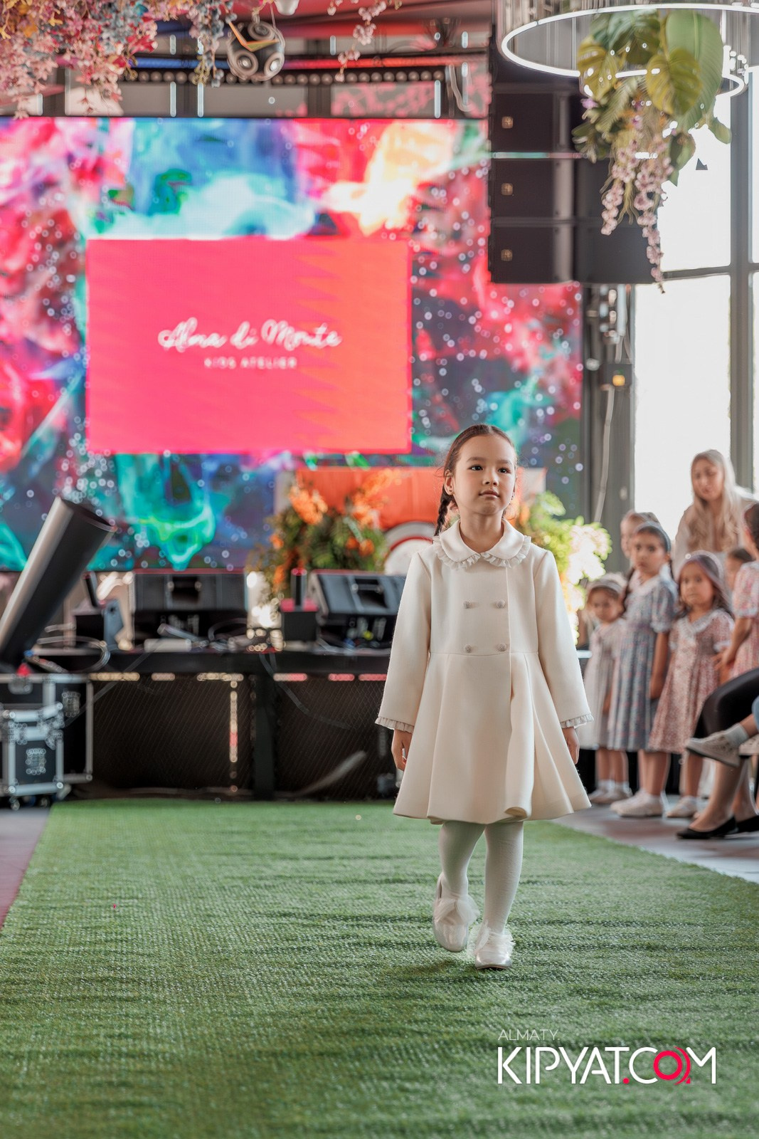 PROM KIDS FASHION SHOW. КИПЯТКОМ АЛМАТЫ!