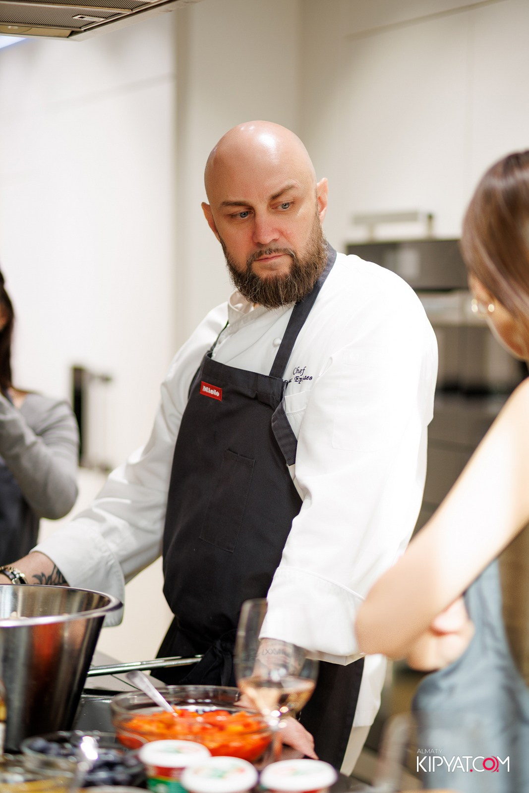 MIELE. КИПЯТКОМ АЛМАТЫ!