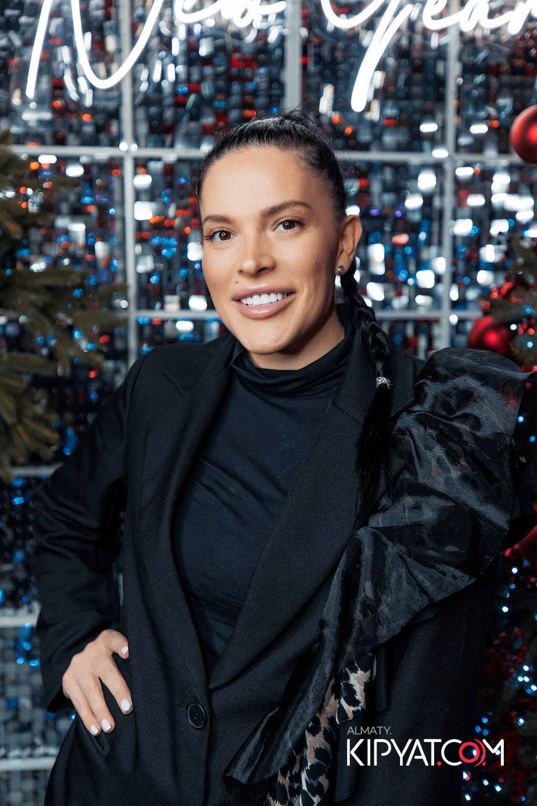 FRIENDS BAR & TERRACE. КИПЯТКОМ АЛМАТЫ!