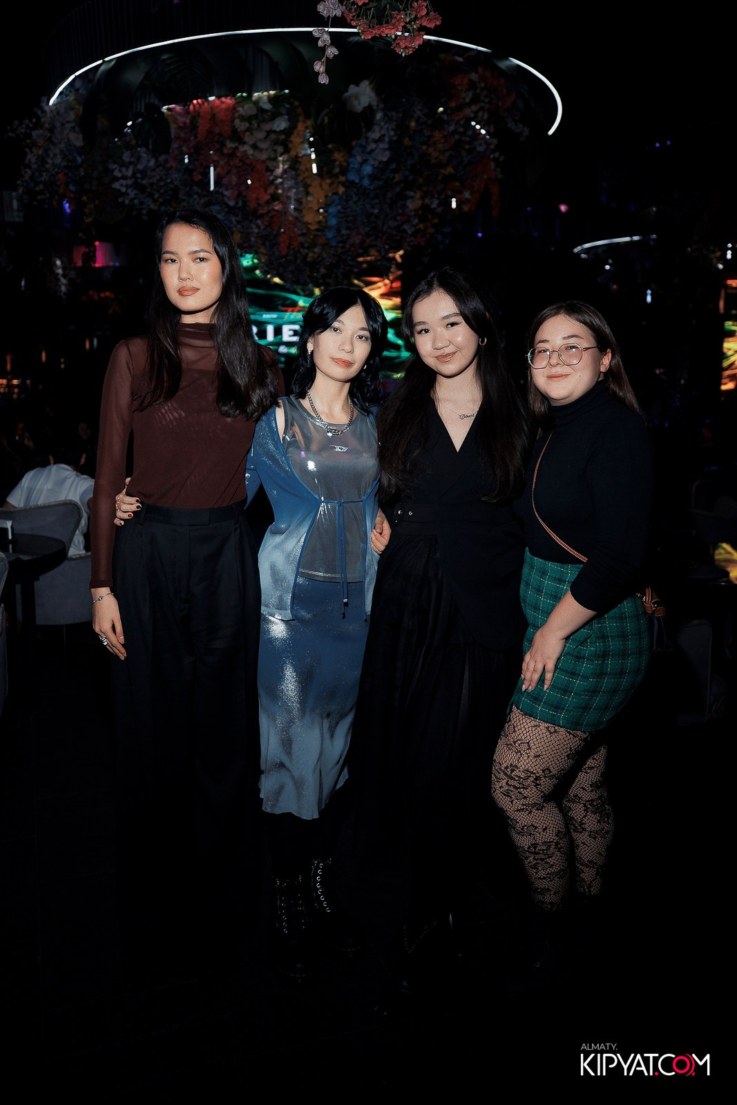 FRIENDS BAR & TERRACE. КИПЯТКОМ АЛМАТЫ!