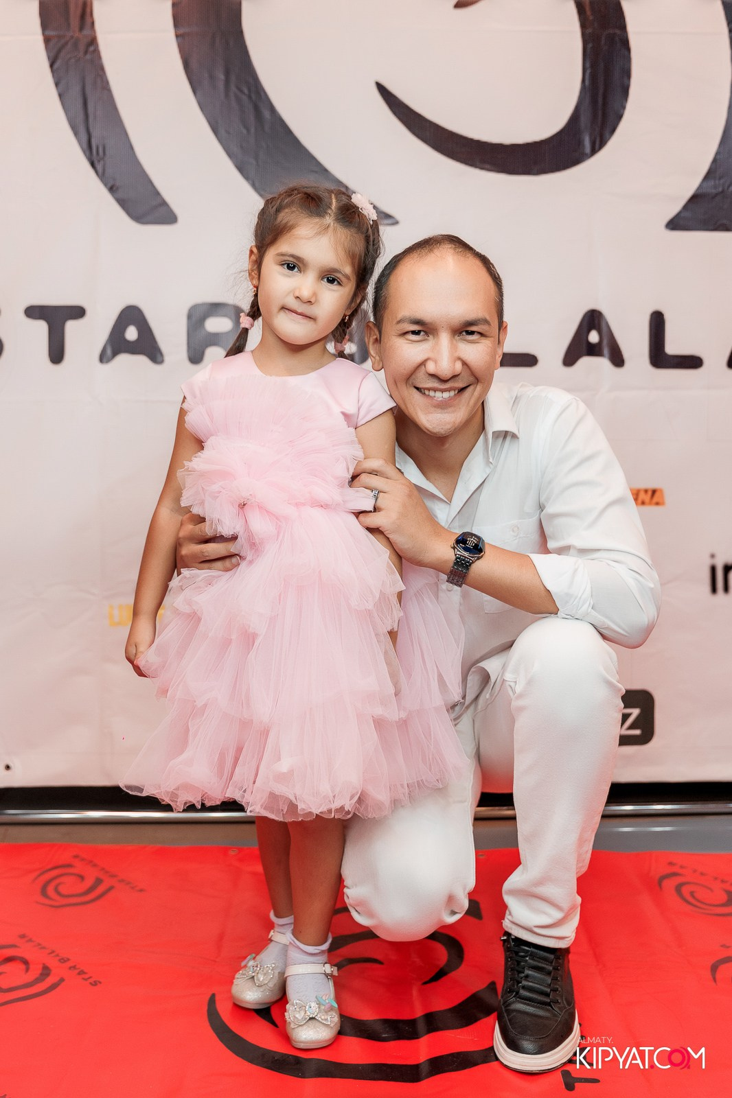 ПРЕЗЕНТАЦИЯ 10 ГРУППЫ КИНОПРОЕКТА STARBALALAR. КИПЯТКОМ АЛМАТЫ!