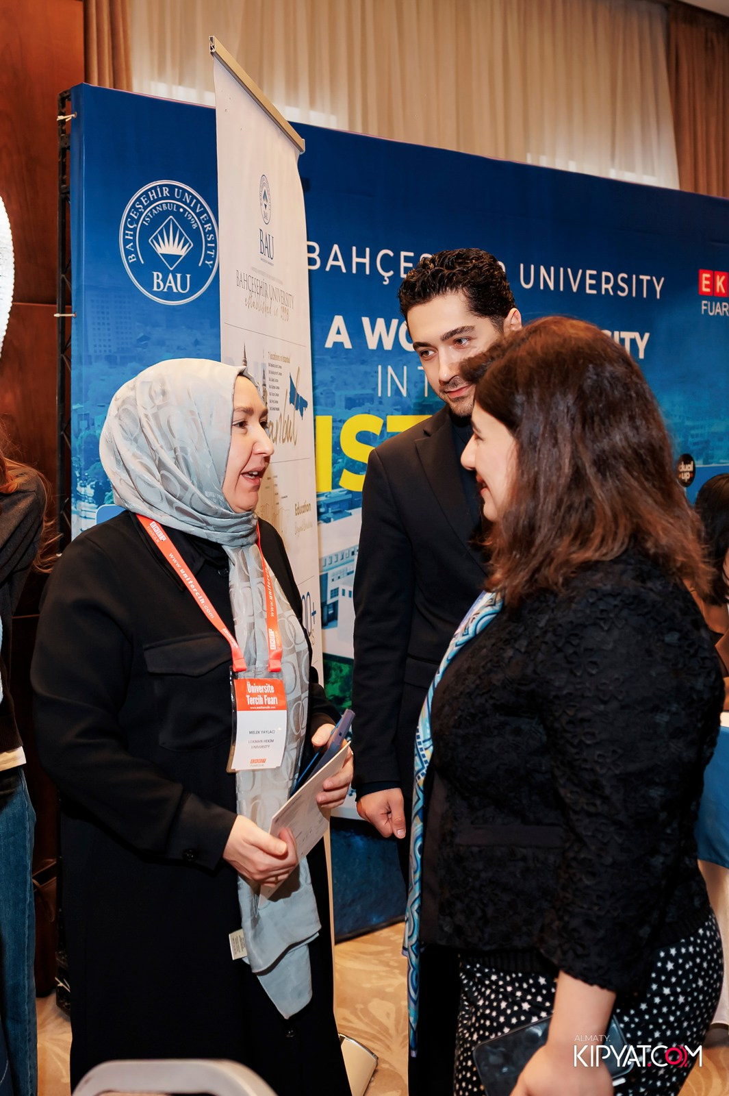 ВЫСТАВКА ТУРЕЦКИХ УНИВЕРСИТЕТОВ. КИПЯТКОМ АЛМАТЫ! Фотосъемка мероприятий в Алматы