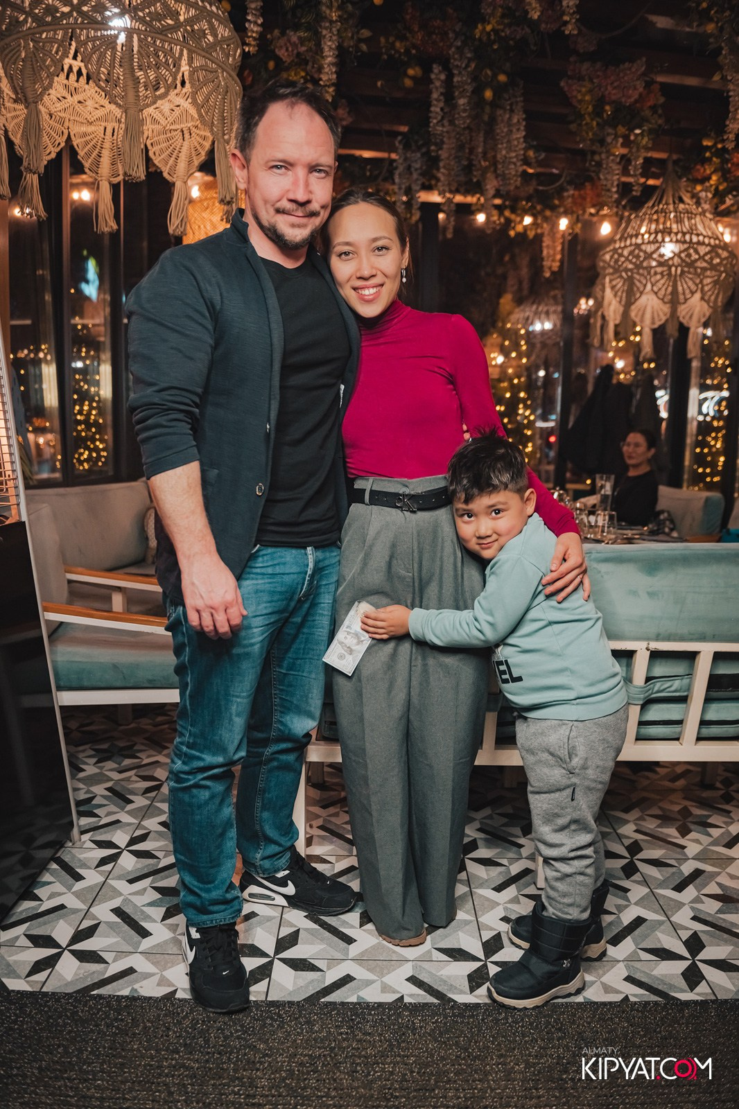 MODI RESTORANCHIK. КИПЯТКОМ АЛМАТЫ!