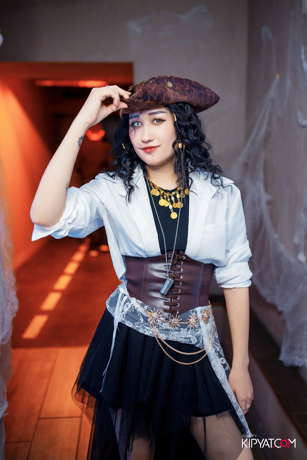 HALLOWEEN В AVENUE. КИПЯТКОМ АЛМАТЫ!