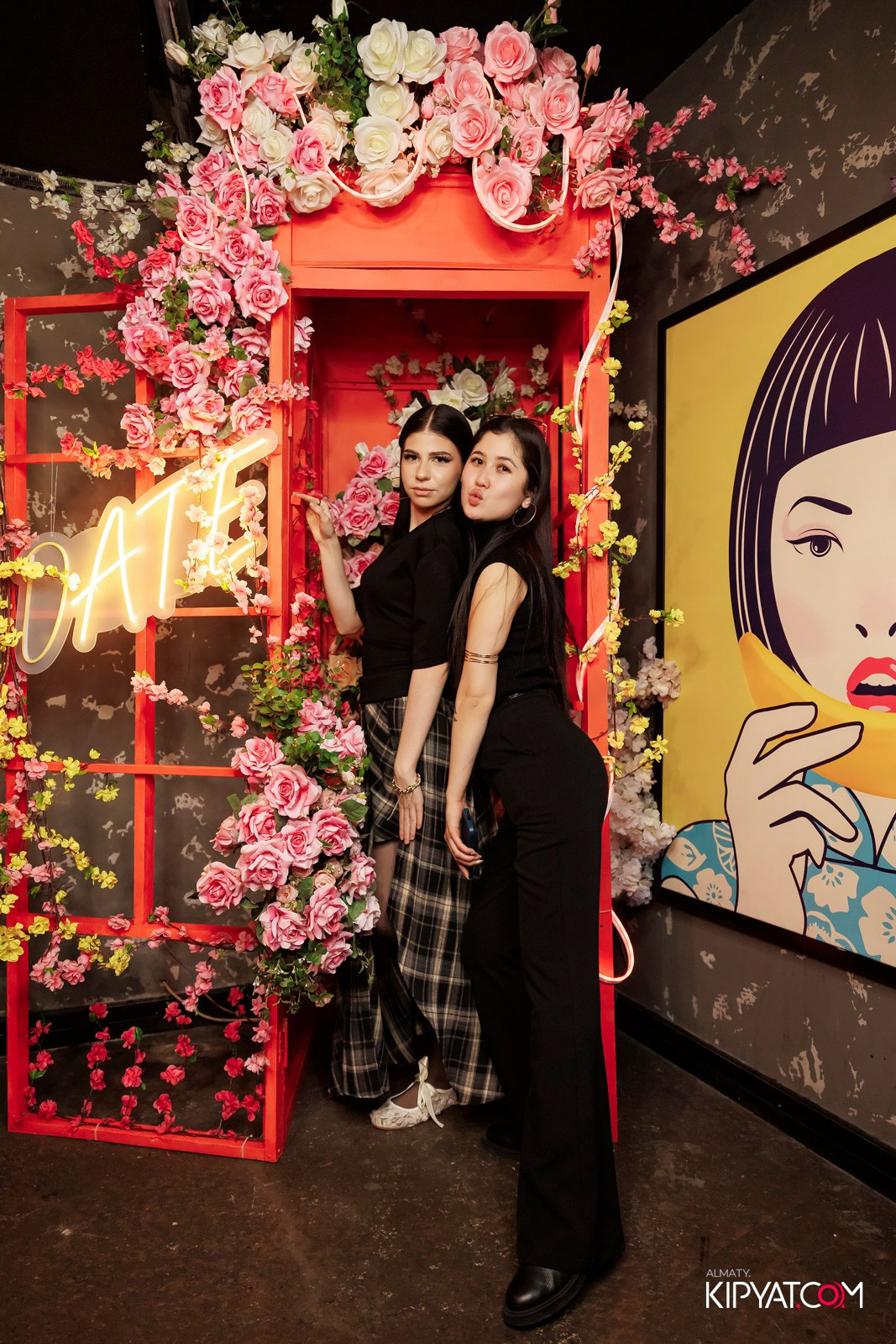 МУЗЫКАЛЬНОЕ ЛОТО В HIT RETRO. КИПЯТКОМ АЛМАТЫ! Фотосъемка мероприятий в Алматы