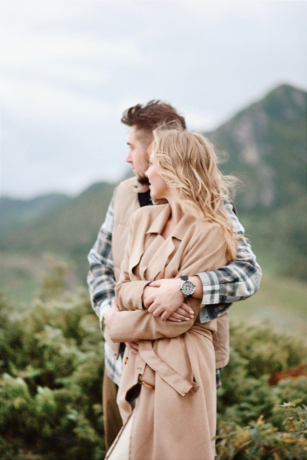 LoveStory в горах. Ваш личный фотограф в Пскове Анаис Рамирез