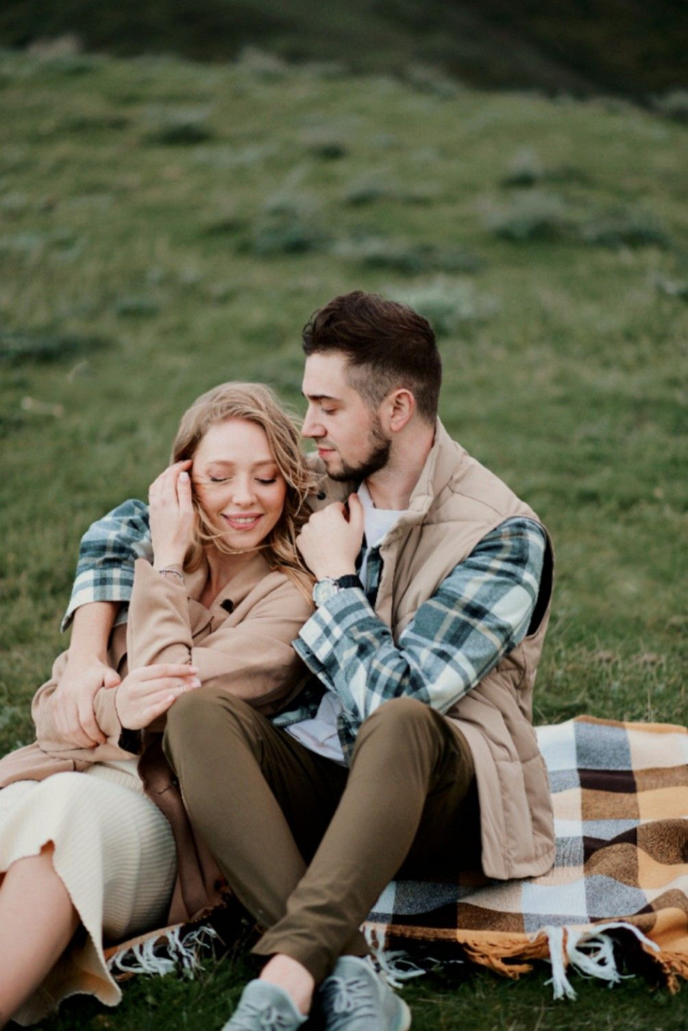 LoveStory в горах. Ваш личный фотограф в Пскове Анаис Рамирез