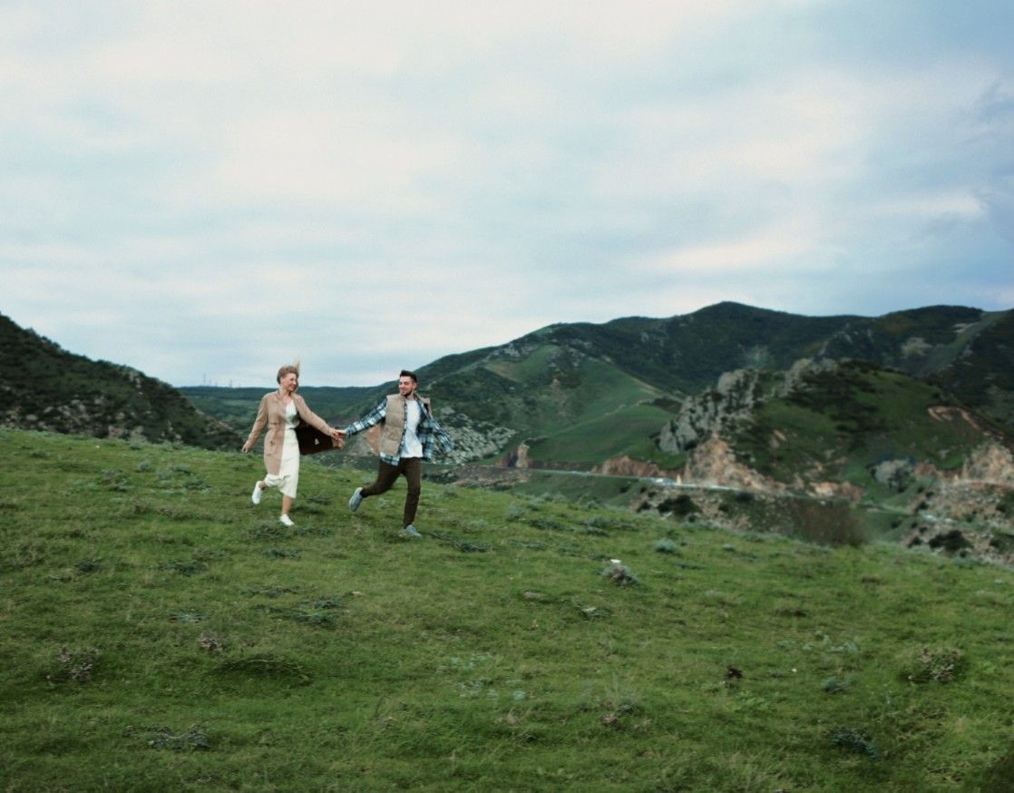 LoveStory в горах. Ваш личный фотограф в Пскове Анаис Рамирез