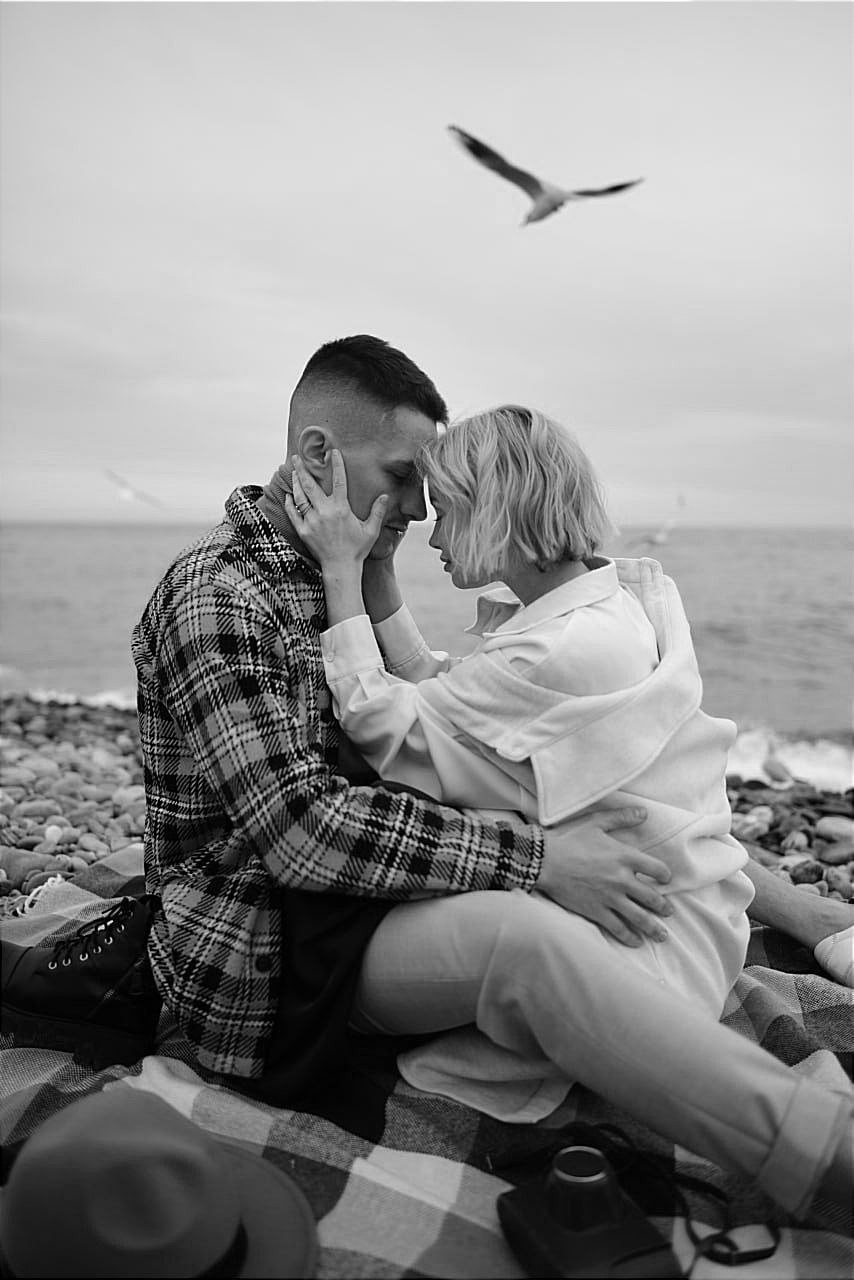 Оля и Артём. Ваш личный фотограф в Пскове Анаис Рамирез