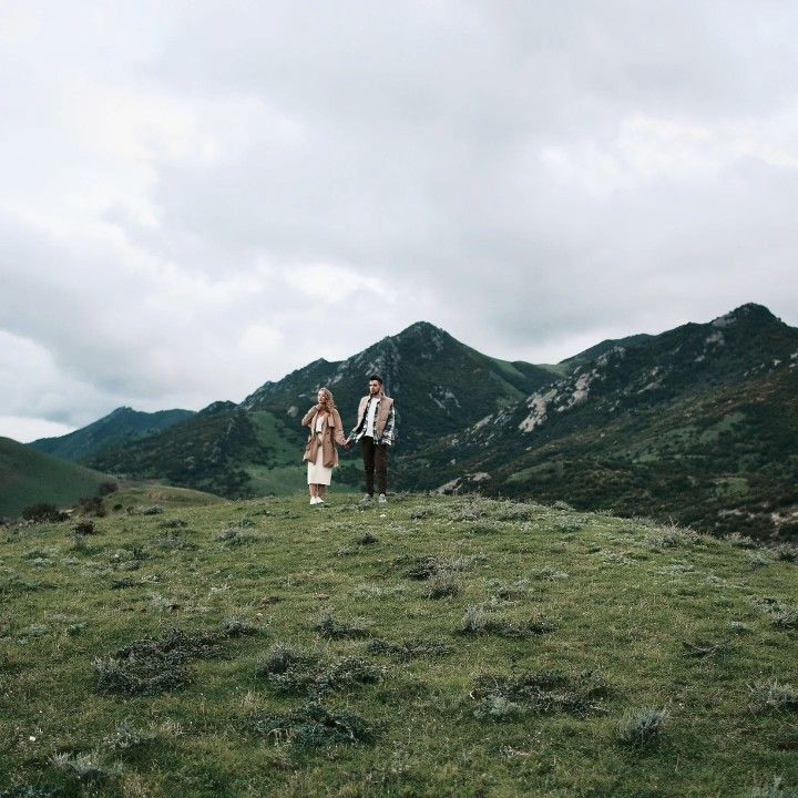 LoveStory в горах. Ваш личный фотограф в Пскове Анаис Рамирез