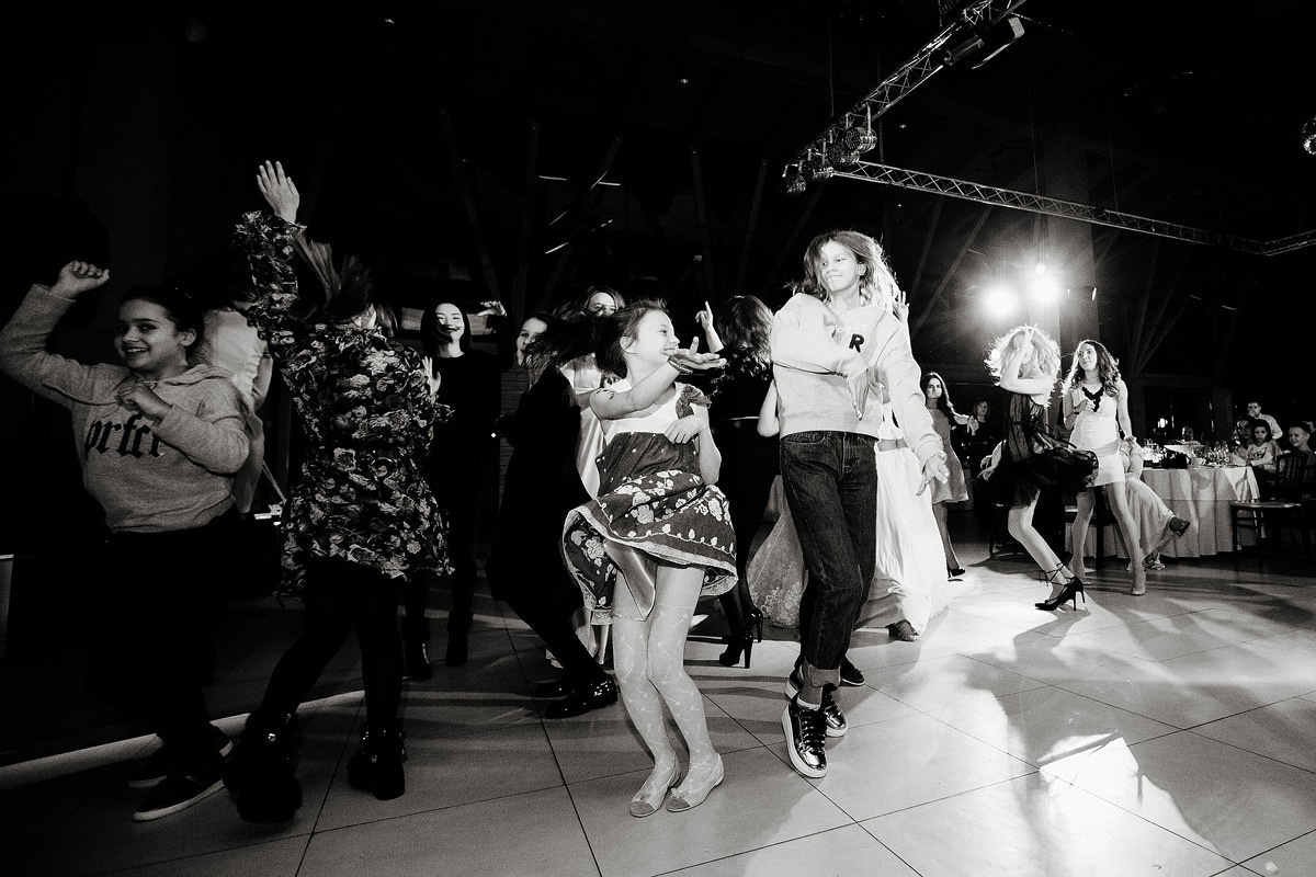 Свадьба в Москве с эмоциональным христианским венчанием. Архитектурный и интерьерный фотограф в Краснодаре | Дмитрий Демской