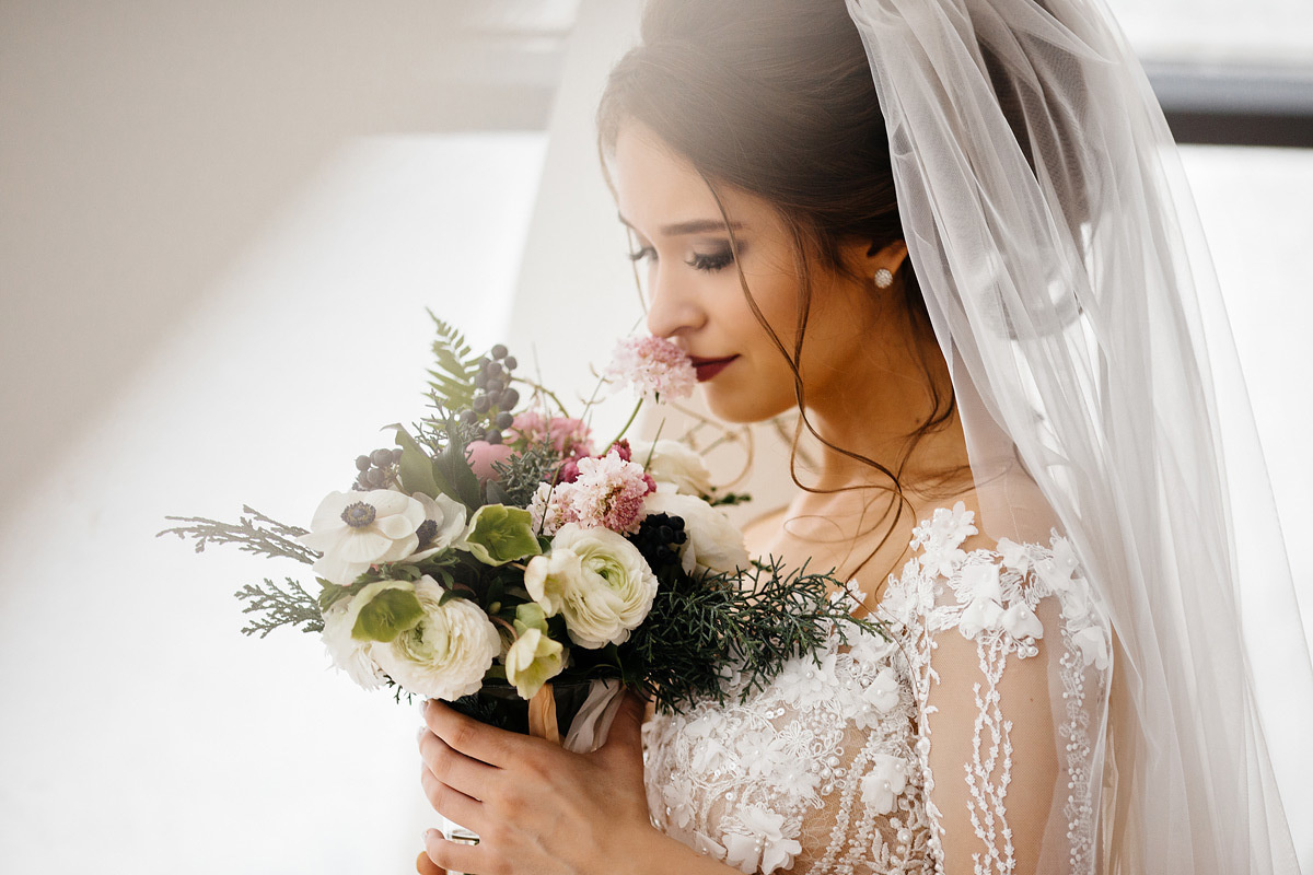 Свадьба в Москве с эмоциональным христианским венчанием. Архитектурный и интерьерный фотограф в Краснодаре | Дмитрий Демской